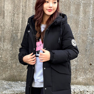 雪中飞 SNOWFLYING2020秋冬新款时尚反光袖标大口袋女短连帽羽绒服X90140052