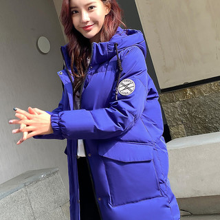 雪中飞 SNOWFLYING2020秋冬新款时尚反光袖标大口袋女短连帽羽绒服X90140052