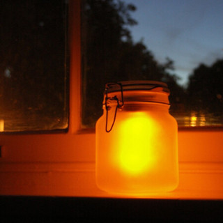 SUCK UK 阳光罐 太阳能可充电LED日光罐 创意房灯 小朋友女生女友生日礼物 黄色