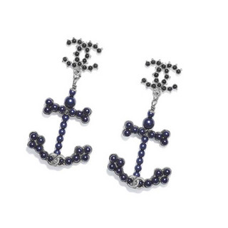 CHANEL 香奈儿女饰品耳钉人造珍珠镶嵌船锚造型拼饰金属材质