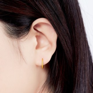 CHOW TAI FOOK 周大福 EOF153 女士圆环形足金耳环