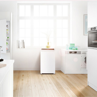 Haier/海尔 BD-82DEW匀冷低霜智能温控立式家用冷冻母婴冰箱