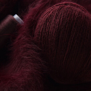 牧心 羊绒线 长毛毛线 14/2中粗线 手编机织均可 婴儿宝宝毛线 围巾线Z06 黑红色