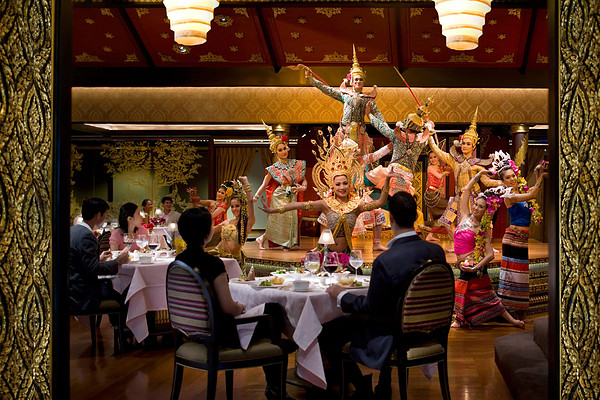 送曼谷高级餐厅晚餐一份！曼谷文华东方酒店 豪华尊贵房 1晚（含双早+Sala Rim Naam2人晚餐套餐 1 份）