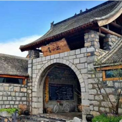 焦作云台山云上的院子客栈 云上木阁西向阳亲子房1晚 含早餐+下午茶+伴手礼