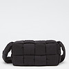 BOTTEGA VENETA2020早秋新品男士THE PADDED TECH CASSETTE斜挎包