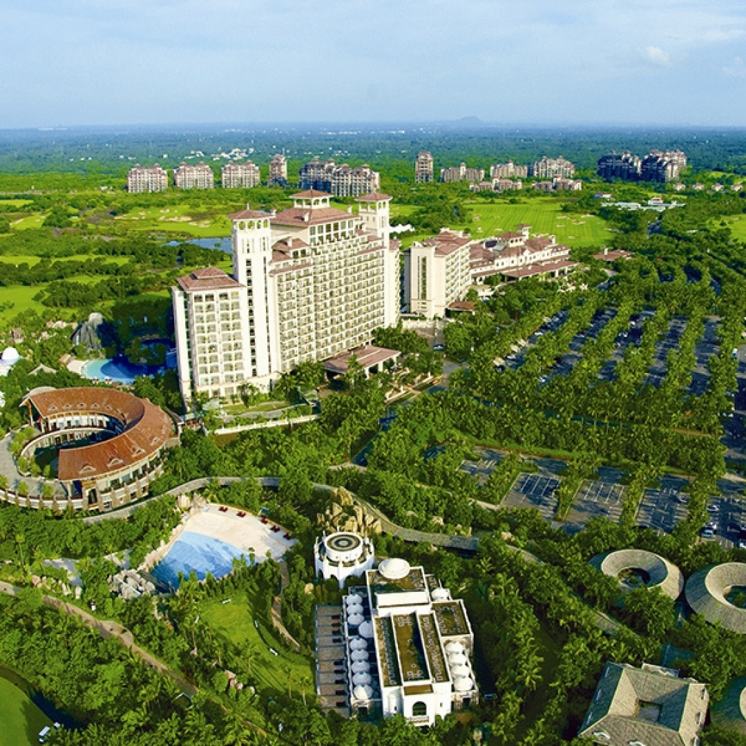除了躺, 吃喝玩乐全安排了--海口观澜湖旅游度假区一价全包套餐体验