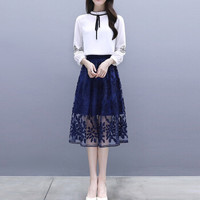 薇图 vitto 女装  2019年夏季俏皮名媛圆领长袖T恤+蕾丝优雅半身裙套装 xbVT527 图片色 M