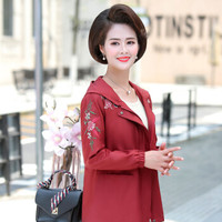 沫欣 风衣女2019秋季新品中老年妈妈装洋气阔太太ol通勤刺绣连帽口袋宽松风衣短外套 JXALSYY8053 酱色 3XL