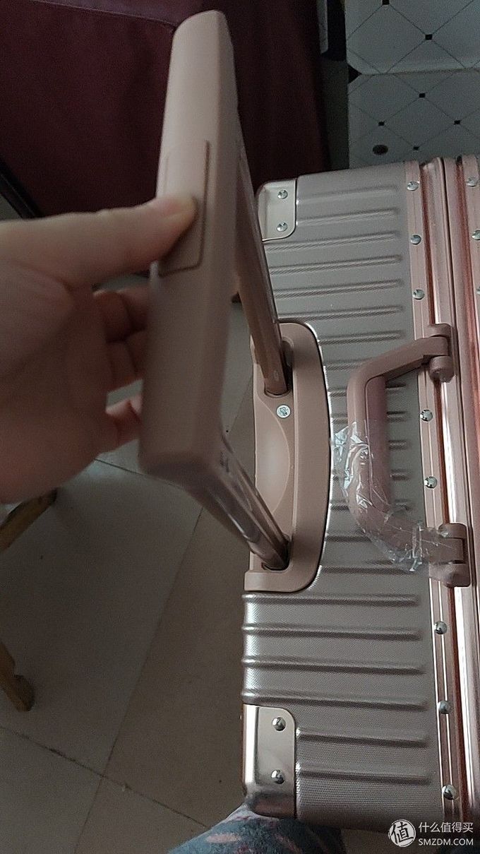 罗恩拉杆箱