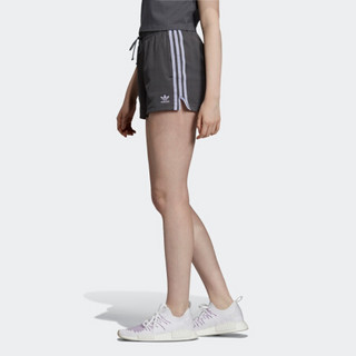 阿迪达斯官方 adidas 三叶草 SHORTS 女子短裤DX4251 如图 36
