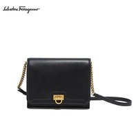 菲拉格慕(Salvatore Ferragamo)女士黑色牛皮革肩包 0724603