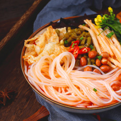 大胃王 螺丝粉 300g    