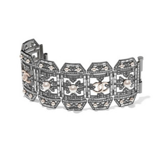 CHANEL香奈儿宽女士手链 双C标志镶嵌水晶珍珠经典时尚新款