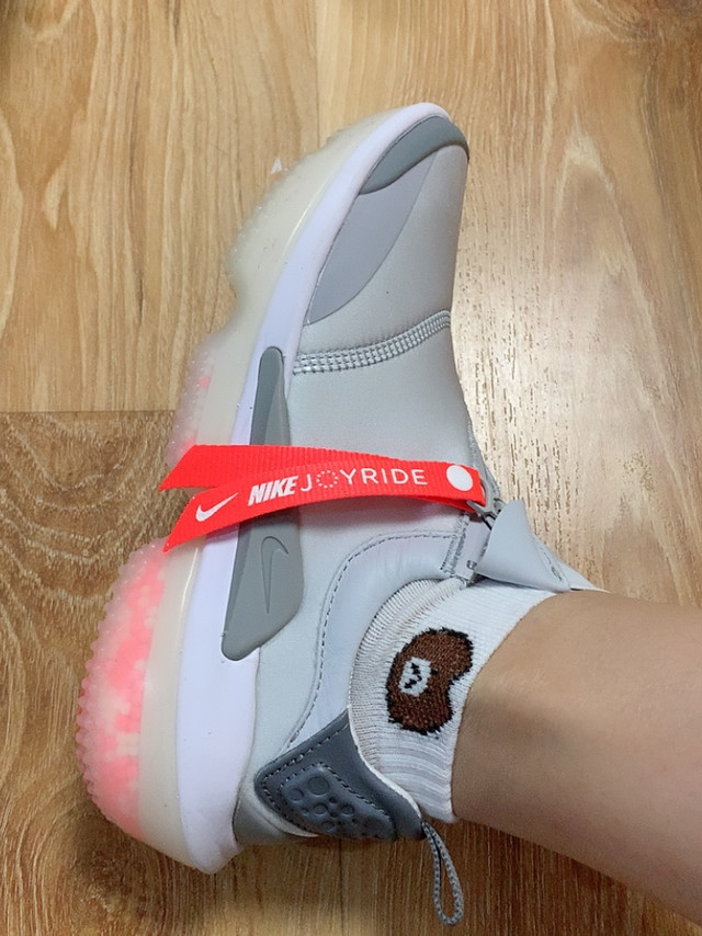 舒适度：很舒服已经穿了一段时间了￼我