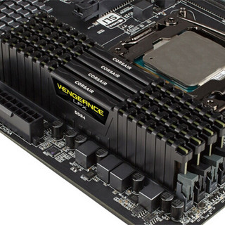 USCORSAIR 美商海盗船 复仇者LPX系列 DDR4 3600MHz 台式机内存 马甲条 黑色 16GB CMK16GX4M2B3600C15