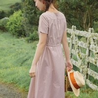 茵曼格子连衣裙夏季新款文艺清新V领短袖抽绳收腰a字中长裙女显瘦