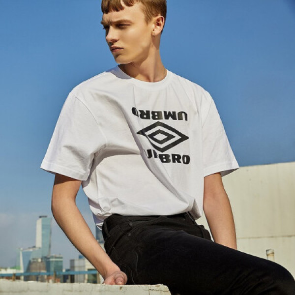 商品umbro茵宝2020年夏季新款情侣款t恤菱形logo大方舒适运动短袖t恤