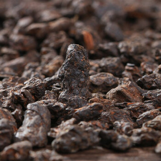 岽峰山 糯香碎银子茶化石云南普洱茶熟茶 糯米香茶化石老茶头300克