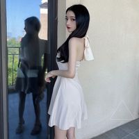 洋气港味挂脖雪纺收腰a型时尚连衣裙超仙夏季显瘦系带露背