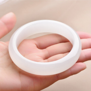 商品可玉可求 青白色玉手镯女款 方解石玉首饰玉镯子 玉石玉器 白玉
