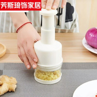 手压式拍拍刀 多功能不锈钢手动碎菜家用搅蒜器厨房切菜器。