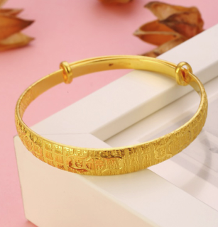 暂无报价售罄降价提醒当前规格:金一国囍 aae012 足金百福吉祥手镯