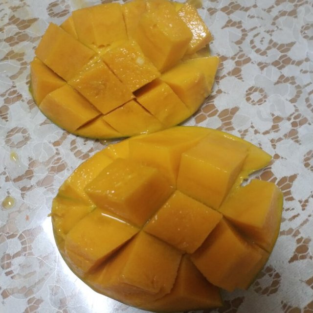 
还行，甜度适中，要求不高的话，可以凑合