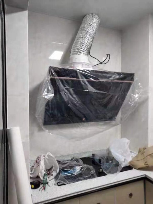 噪音还是有点，排烟还行，品牌溢价不高，值