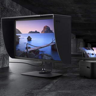 BenQ 明基 SW321C 32英寸 IPS 显示器 (3840×2160、60Hz、100%sRGB、HDR10、Type-C 60W)