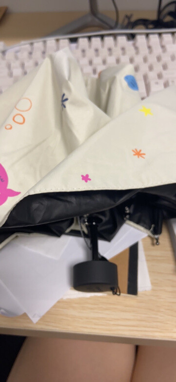 遮阳效果：女生夏天的话都是防晒霜加防晒伞