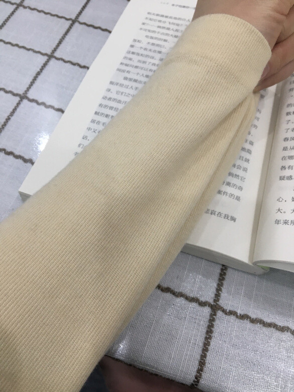 穿着还蛮舒服的，性价比很高了！