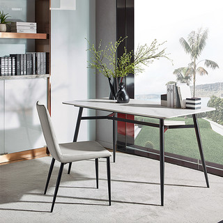 顾家家居岩板餐桌现代简约轻奢餐桌家用小户型餐桌椅组合PTDK069T