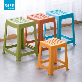 茶花（CHAHUA） 塑料凳子 加厚防滑高凳餐桌凳家用方凳创意条纹板凳 【A0838P弧形高凳】绿色随机颜色 【1个装】