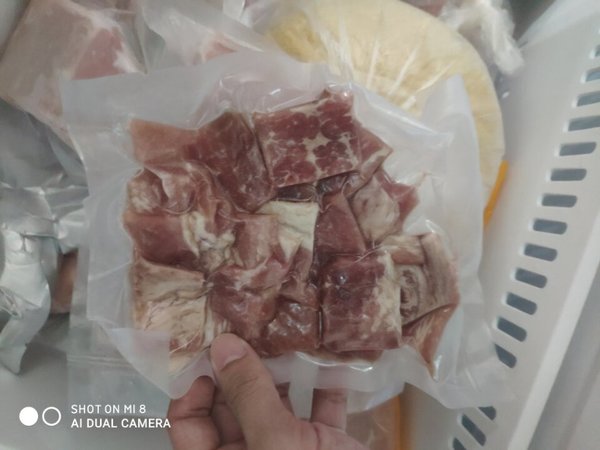 小包装，一次吃一袋，干净方便。