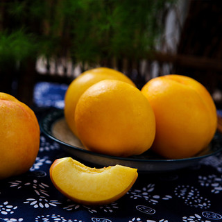 盒马山东黄金油桃净重3斤新鲜直供当季新鲜水果黄肉油桃顺丰包邮