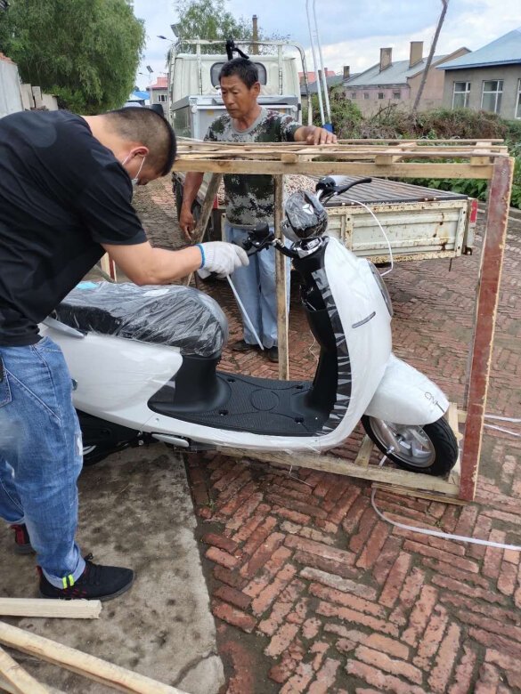 
车子质量：车子质量目前来看没有问题。电