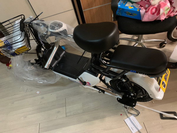 车子质量：非常好电池续航：非常耐用外形外