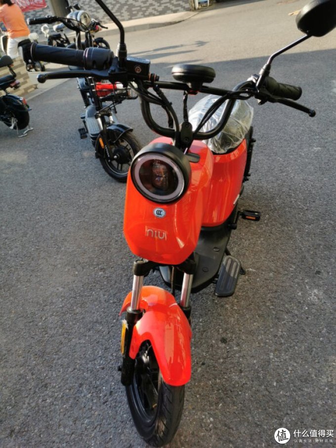 小牛电动电动车