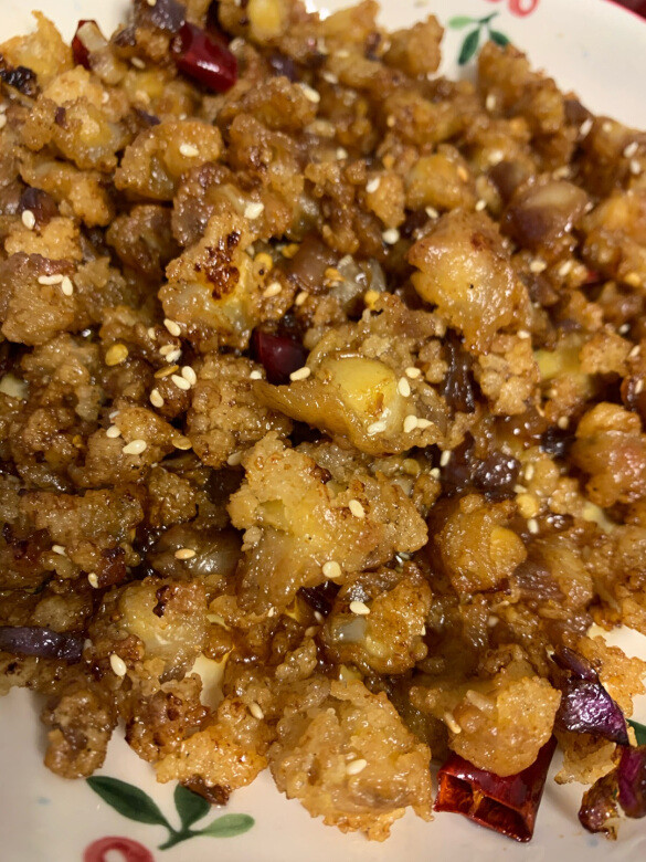 脆骨一粒粒都很均匀,颜色也不是特别发白。