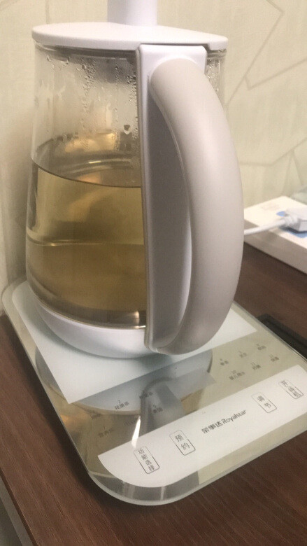 容量大小：够用了，好几个人煮粥都可以外观