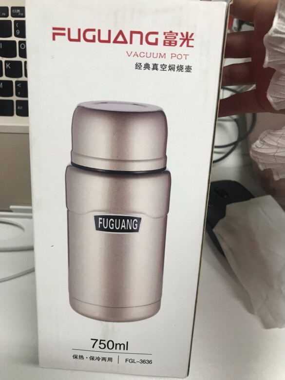 外观效果：大方简单保温性能：煲了鸡汤，早