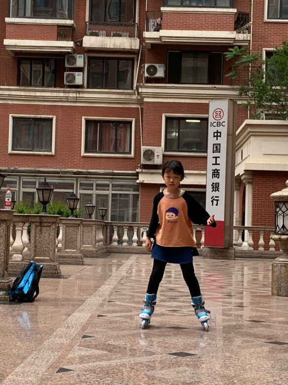 尺码大小：合适舒适度：舒适做工质量：精致