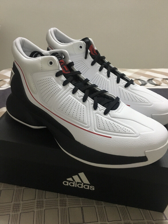 外观颜值:颜值在线,nb舒适度:皮革面舒