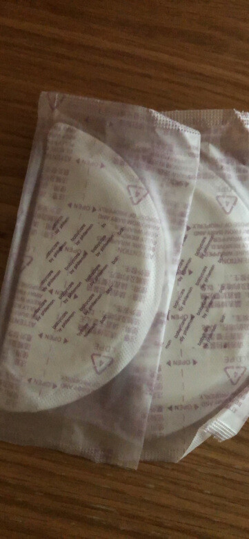 整个哺乳期都在用，买了五六盒，每次买两盒