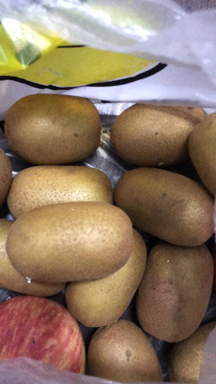 看着价格很便宜，买来囤着，味道挺好，个头