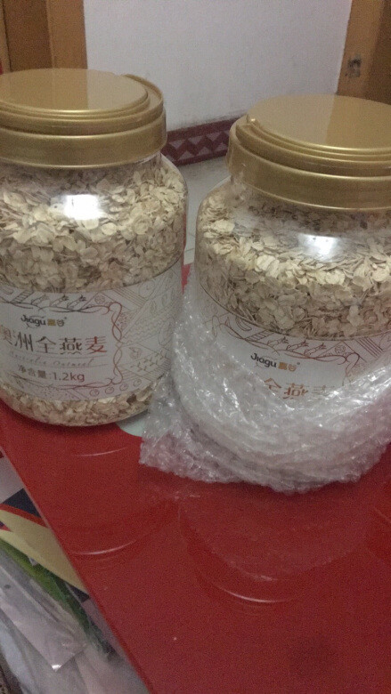这个牌子的燕麦很不错，用开水冲泡是黏粘的