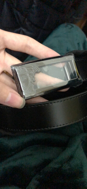 送男朋友的，感觉挺精致的，还算拿得出手，