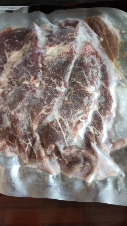 品质不错的，肉质鲜嫩，我们是烤来吃的。