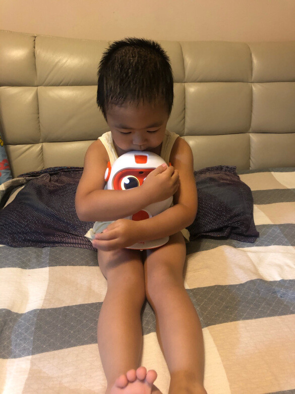 灵敏度：读绘本即翻即读音质音效：清晰准确